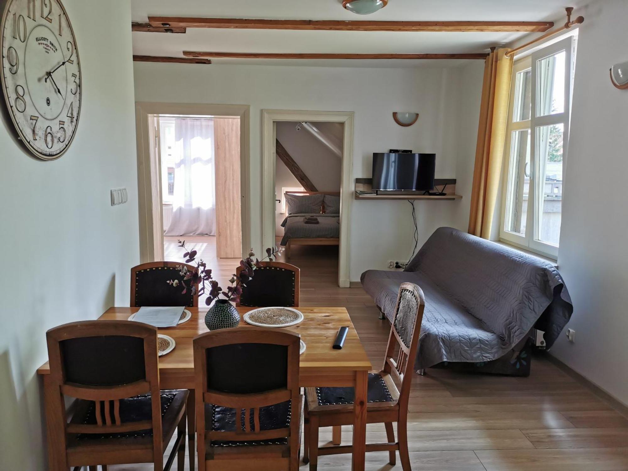 Apartamenty Jeziorna 8 Z Widokiem Na Czos Mragowo Bilik gambar